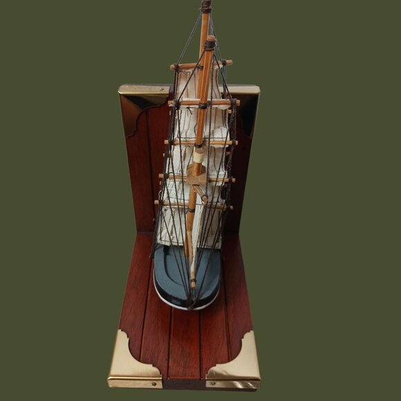 Vtg Wooden Ship Bookends With Wood & Metal Accents & Nautical Design Multicolor - Picture 13 of 14